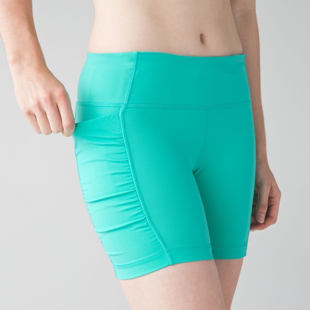 lululemon athletica Women's Athletic Shorts - Speed Track - Bali Breeze